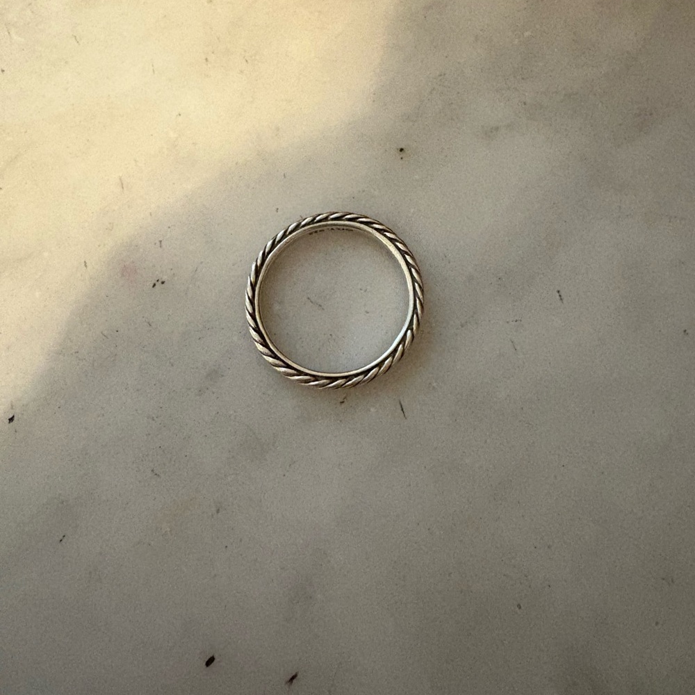 GUC David Yurman band ring. .925. Size 8.5 almost 9